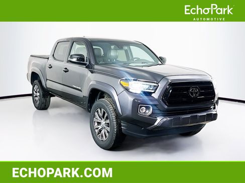 Used 2022 Toyota Tacoma Limited RWD image 1