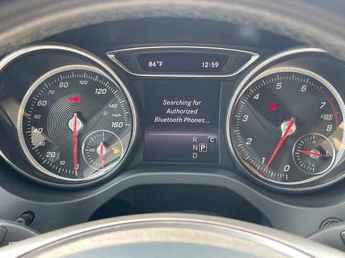 Used 2018 Mercedes-Benz CLA 250 4MATIC image 31