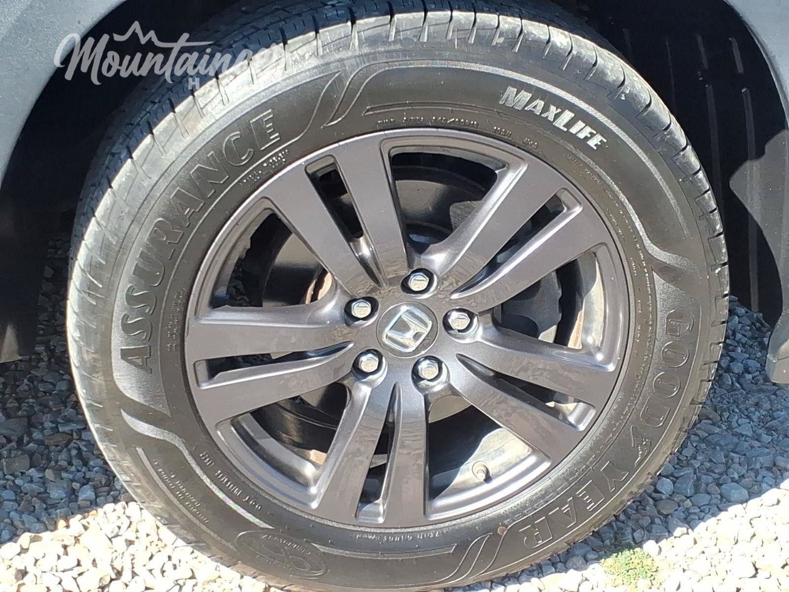 Used 2017 Honda Ridgeline Sport image 9