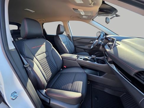 New 2026 Nissan Rogue SV image 14