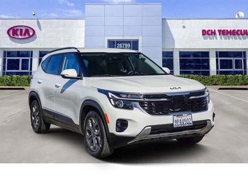 Certified 2024 Kia Seltos S image 3