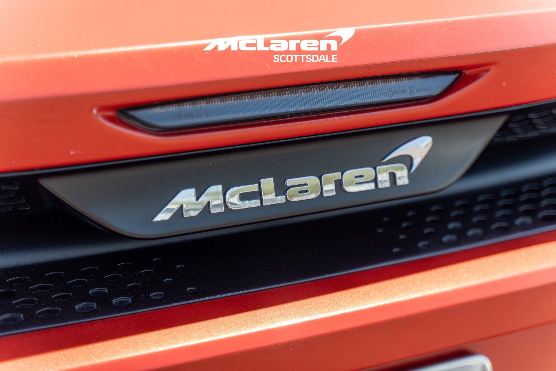 Used 2023 McLaren GT RWD image 22
