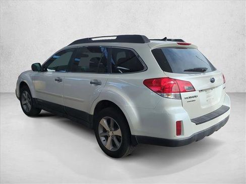 Used 2013 Subaru Outback 2.5i Limited w/ Special Appearance Pkg image 7