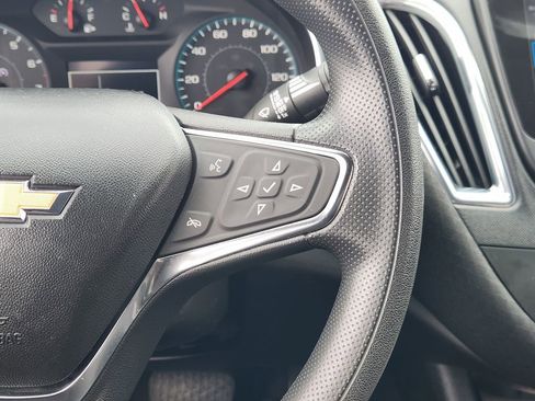 Used 2021 Chevrolet Malibu LT image 29