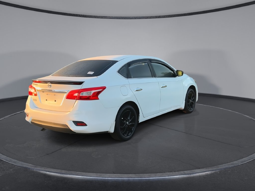 Used 2018 Nissan Sentra S w/ S Midnight Style Package FWD image 8