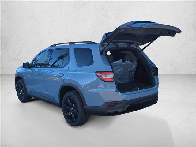 New 2026 Honda Pilot Black Edition image 9