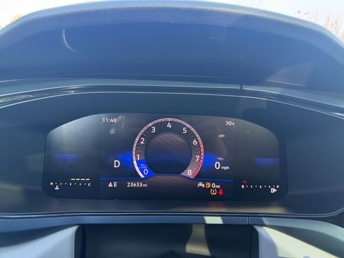 Used 2024 Volkswagen Taos SE image 20