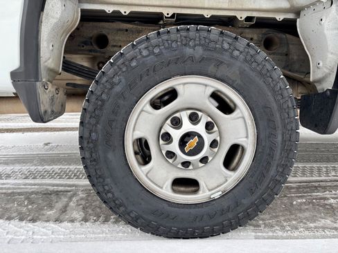 Used 2024 Chevrolet Silverado 2500 W/T w/ WT Convenience Package image 35