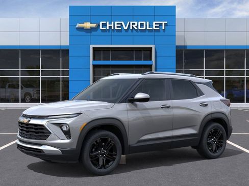 New 2026 Chevrolet TrailBlazer LT image 2