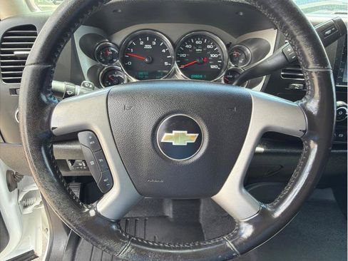 Used 2013 Chevrolet Silverado 3500 LT AWD/4WD image 7