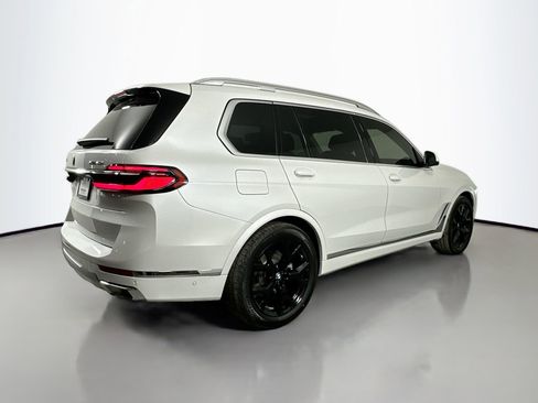 New 2026 BMW X7 xDrive40i image 5
