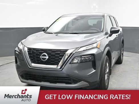 Used 2023 Nissan Rogue S AWD/4WD image 2