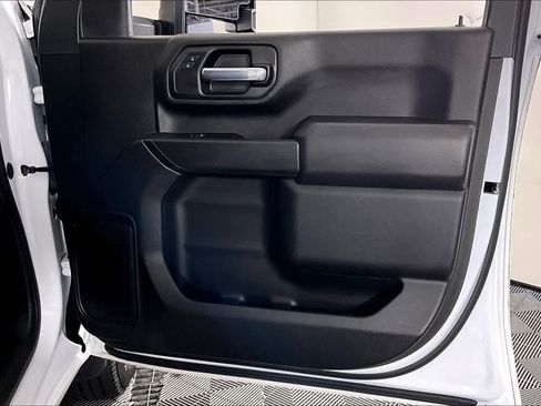 Certified 2024 GMC Sierra 2500 Pro w/ Convenience Package image 15