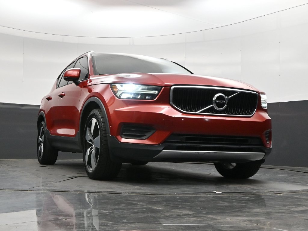 Used 2019 Volvo XC40 T4 Momentum FWD image 30
