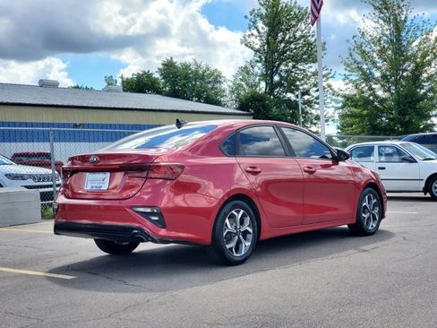 Used 2019 Kia Forte LXS image 3