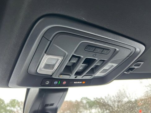 Used 2021 GMC Sierra 1500 AT4 w/ AT4 Value Package image 62