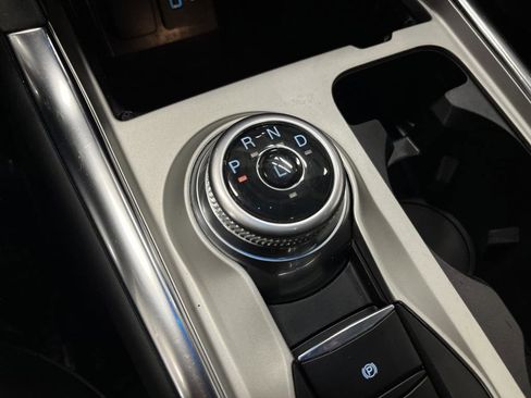 Used 2023 Ford Explorer XLT image 22