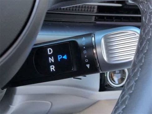 Certified 2025 Hyundai Ioniq 6 SEL image 33