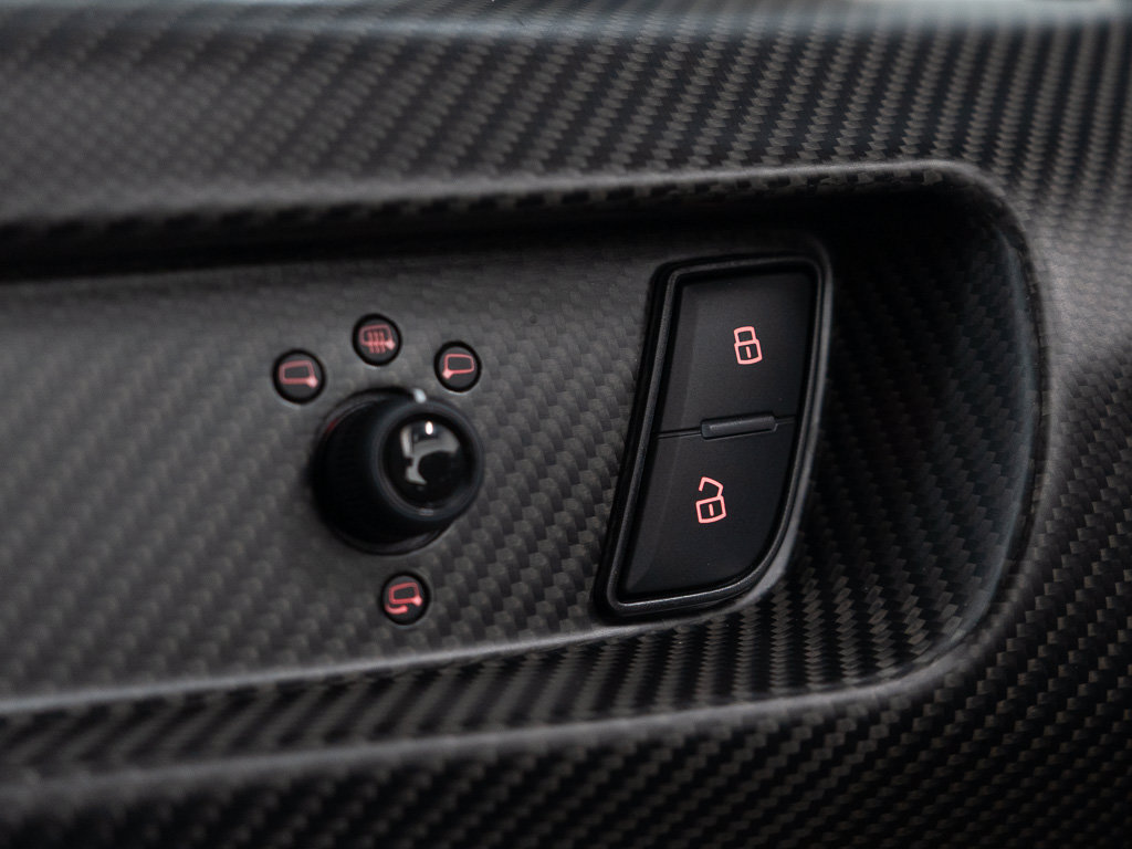 Used 2023 Lamborghini Huracan STO RWD image 12