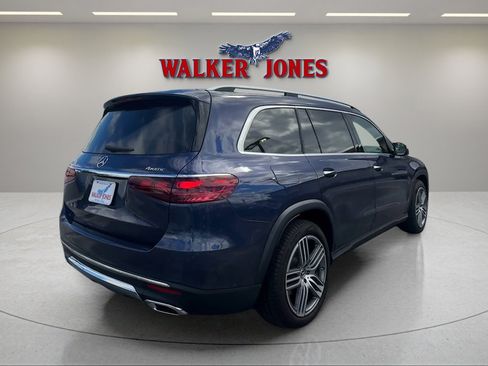 Used 2025 Mercedes-Benz GLS 450 4MATIC image 7