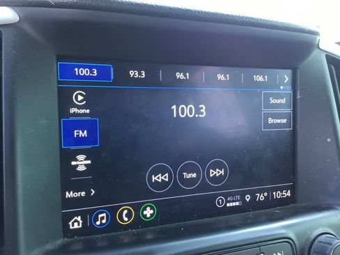 Used 2023 GMC Terrain SLT AWD/4WD image 10