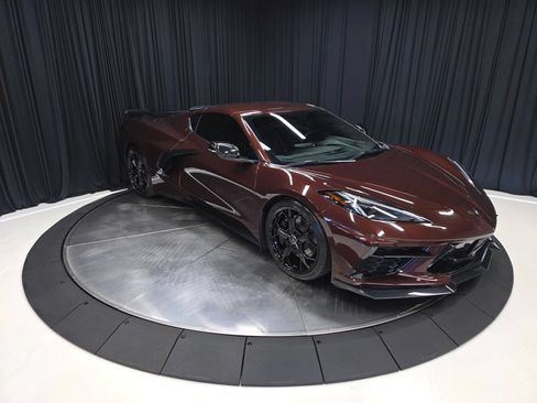 Used 2022 Chevrolet Corvette Stingray Premium Cpe w/ Z51 Performance Package RWD image 15