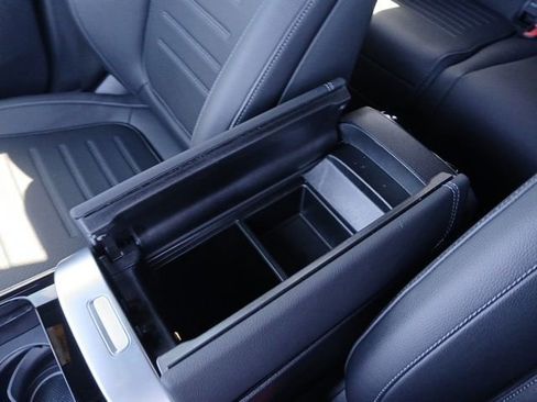 Used 2025 Mercedes-Benz GLC 350e GLC 350e 4MATIC image 22