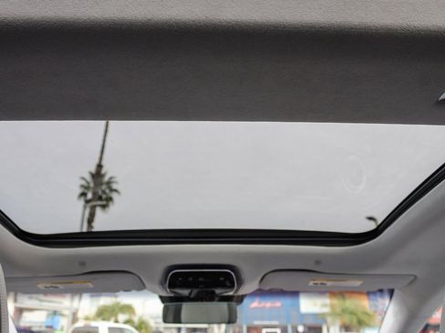 Used 2022 Mercedes-Benz EQS AMG 4MATIC w/ Exclusive Trim Package image 18