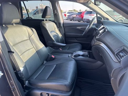 Used 2021 Honda Pilot EX-L image 11