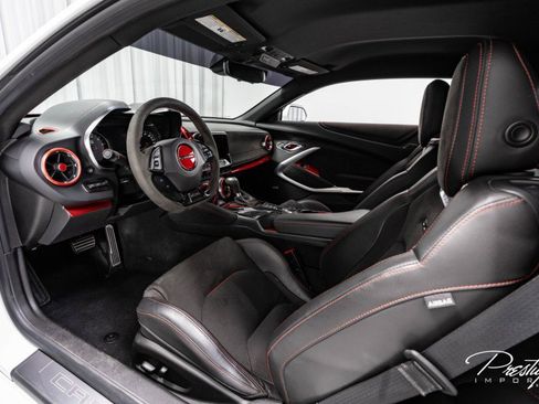 Used 2022 Chevrolet Camaro ZL1 image 37