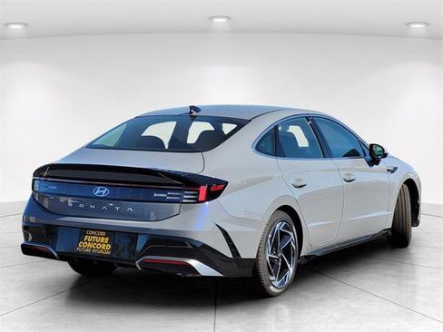 New 2026 Hyundai Sonata SEL image 6