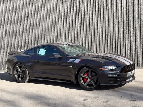 Used 2022 Ford Mustang GT Premium image 8