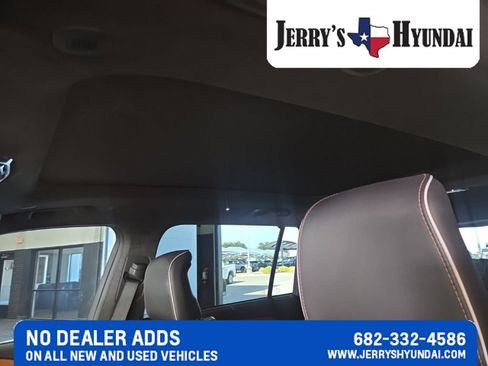 Used 2023 Jeep Grand Cherokee L Summit AWD/4WD image 8