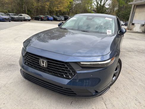 Used 2024 Honda Accord EX-L image 1