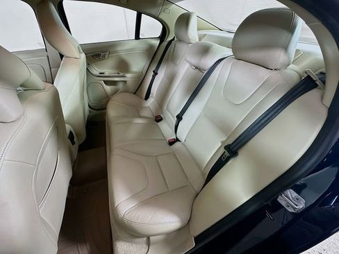 Used 2015 Volvo S60 T5 Premier image 25
