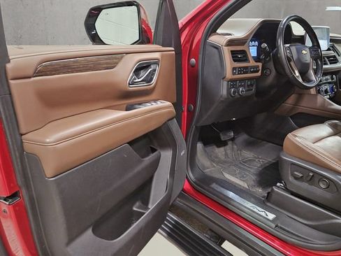 Used 2021 Chevrolet Tahoe High Country w/ Premium Package AWD/4WD image 11