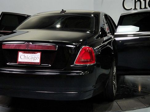 Used 2014 Rolls-Royce Ghost image 12