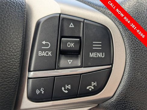 Used 2022 Ford Explorer XLT image 26