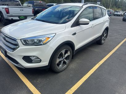 Used 2017 Ford Escape SE w/ SE Leather Comfort Package