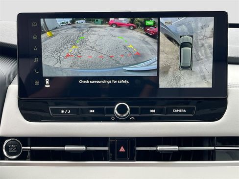 New 2025 Mitsubishi Outlander SEL image 14