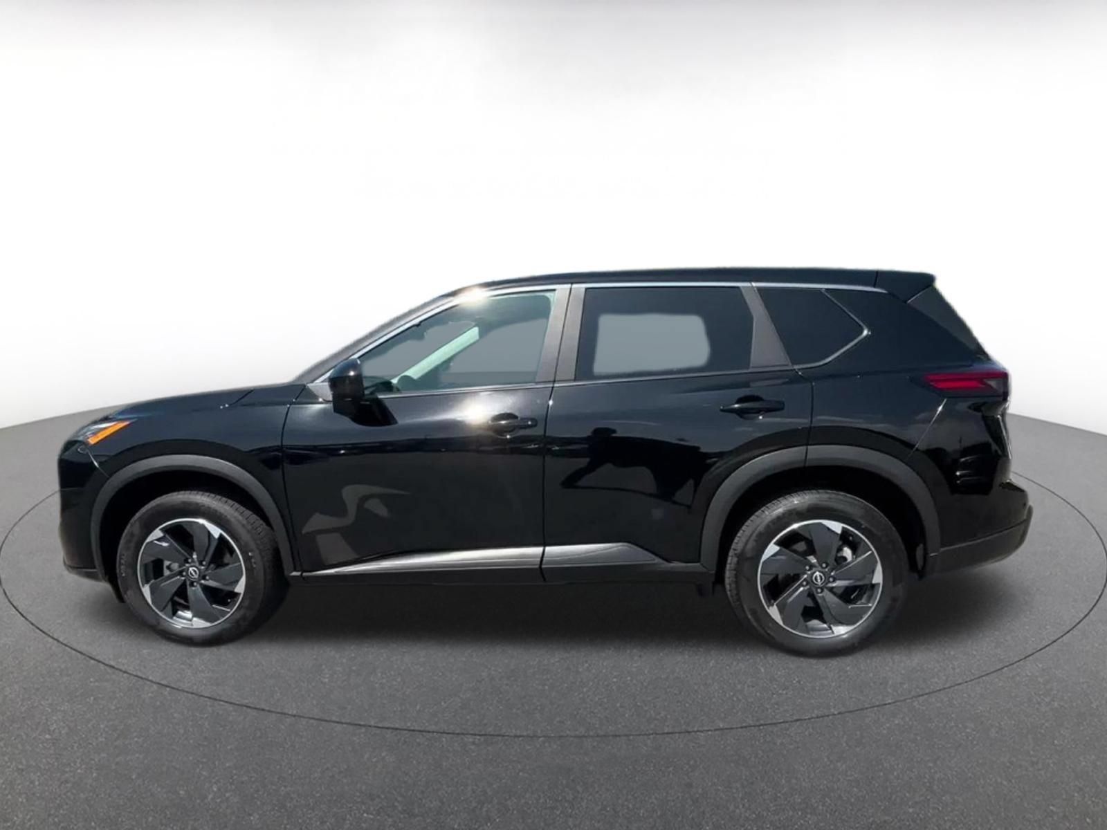 Used 2025 Nissan Rogue SV AWD/4WD image 8