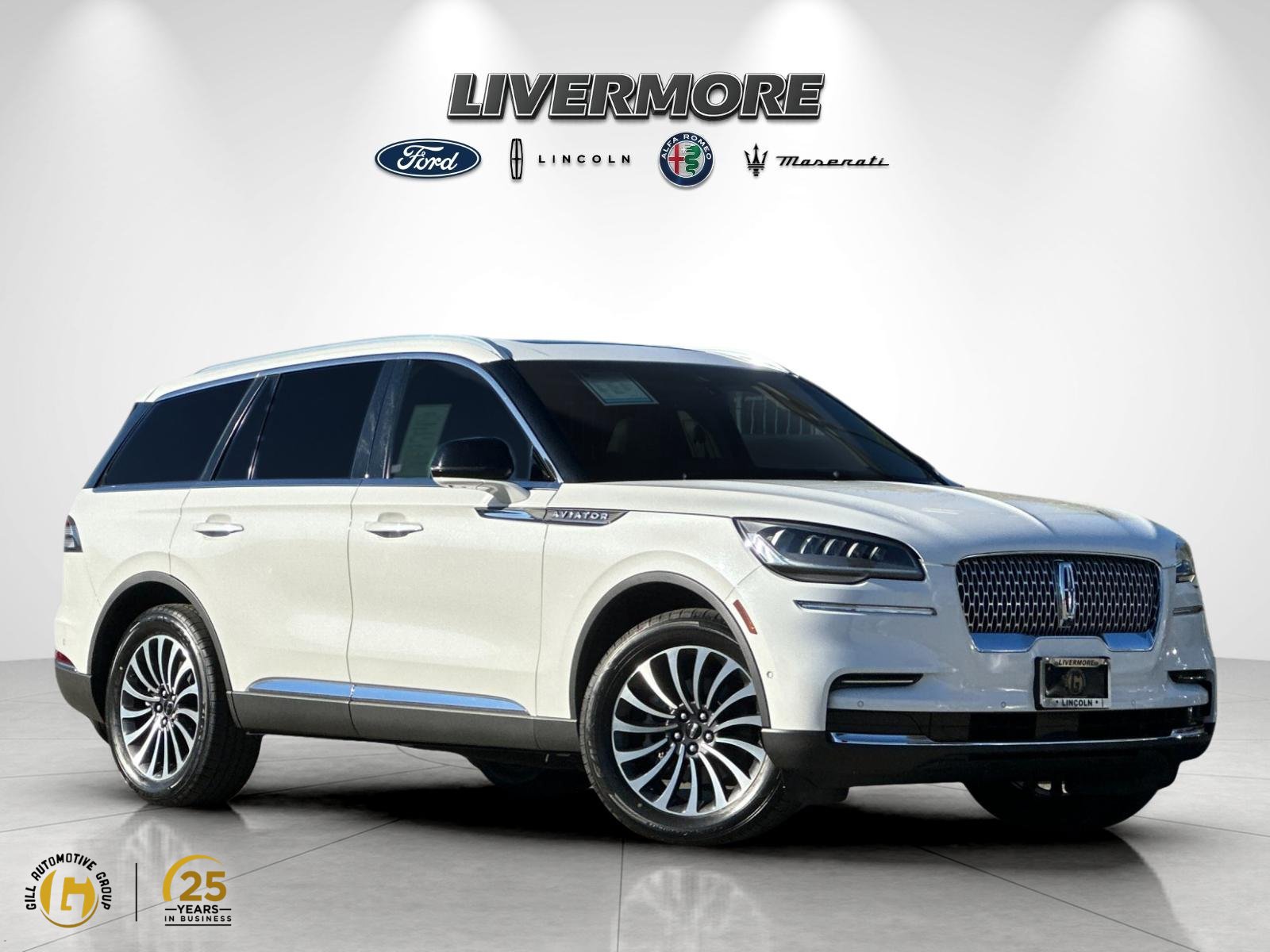 Used 2023 Lincoln Aviator Reserve w/ Equipment Group 201A AWD/4WD image 1