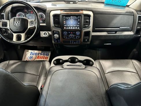 Used 2017 RAM 1500 Laramie w/ Convenience Group AWD/4WD image 26