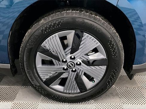 New 2025 Nissan Murano SL image 12