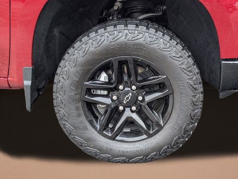 Used 2026 Chevrolet Silverado 1500 LT Trail Boss w/ LT Trail Boss Premium Package AWD/4WD image 22