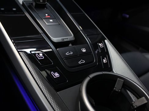 Used 2022 Porsche 911 Carrera image 55