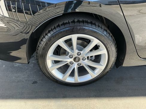 Used 2025 Audi A3 2.0T Premium w/ Convenience Package image 29