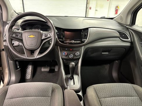 Used 2020 Chevrolet Trax LS w/ Tint and Cruise Package image 27