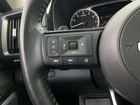 Used 2023 Nissan Pathfinder SL w/ SL Premium Package FWD image 43