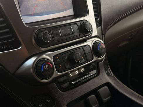 Used 2015 Chevrolet Suburban LT AWD/4WD image 6